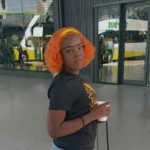 Meet your Posher, Neyda